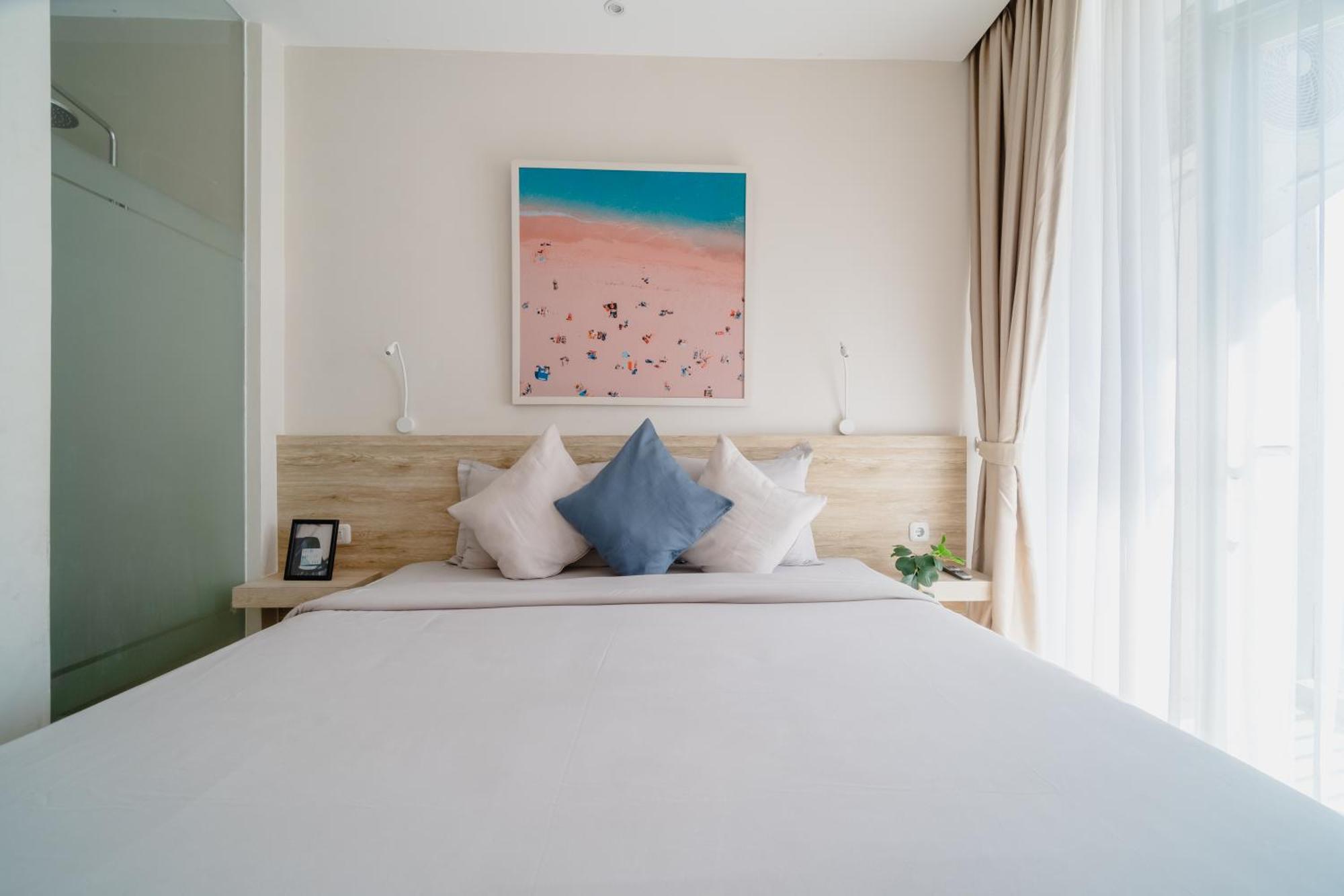Bali Bustle Pararaton Coliving And Coworking Space Legian Kültér fotó